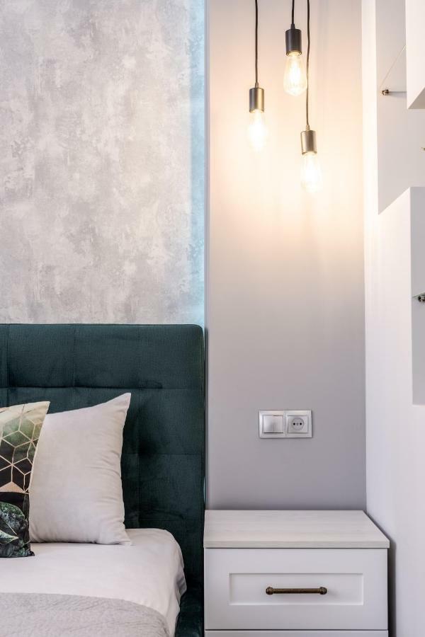 Modern Apartment Львов Экстерьер фото